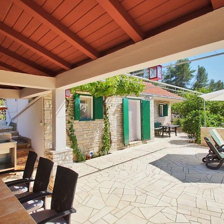 Holiday Home Liberan Vela Luka Exteriér fotografie