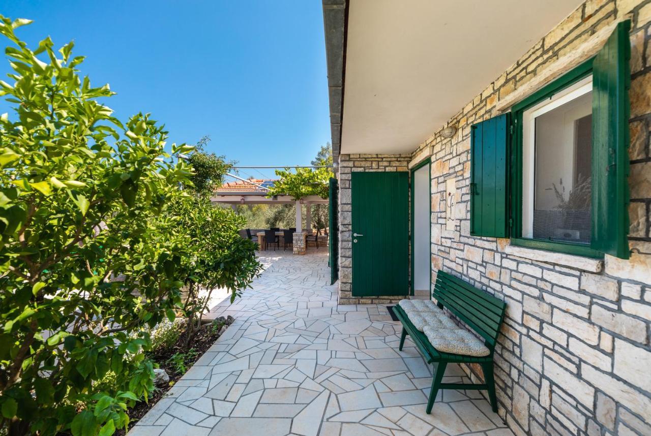 Holiday Home Liberan Vela Luka Exteriér fotografie